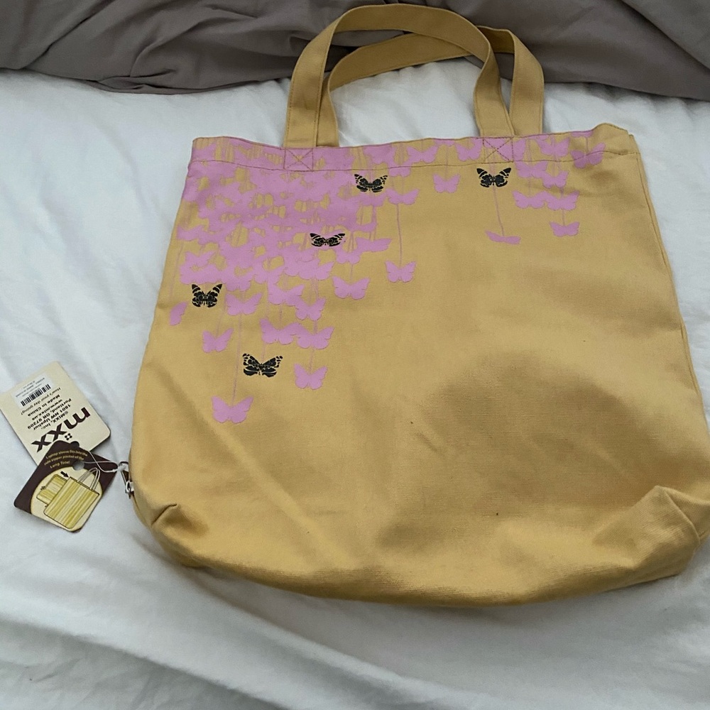 NWT Mx tote side zip for laptop or tablet.